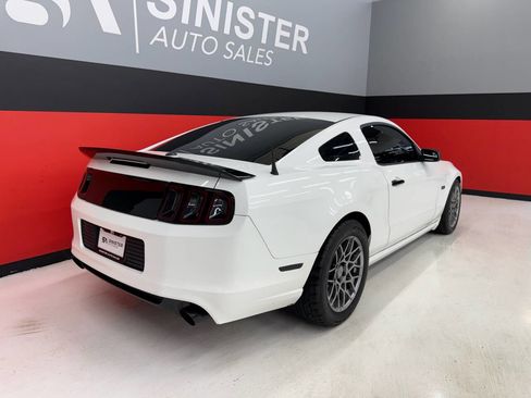 Used 2013 Ford Mustang GT Premium w/ Comfort Pkg image 31