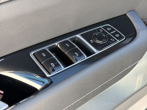 New 2026 Cadillac Vistiq Luxury AWD/4WD image 13