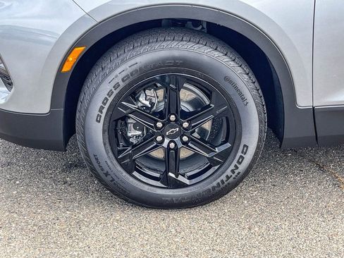 Used 2025 Chevrolet Blazer LT w/ Sound & Technology Package image 9