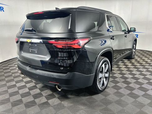 Certified 2023 Chevrolet Traverse LT w/ LT Premium Package AWD/4WD image 9