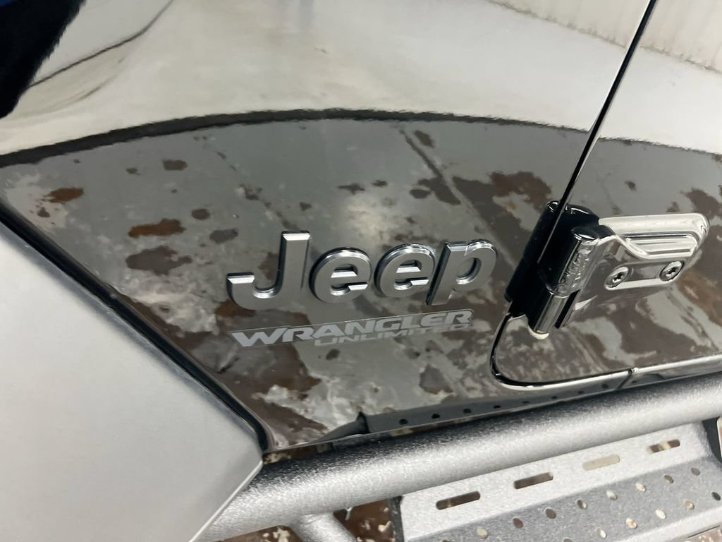 Used 2021 Jeep Wrangler Unlimited Sport AWD/4WD image 25