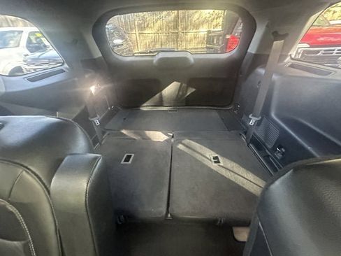 Used 2022 Ford Explorer Limited w/ Equipment Group 301A image 11