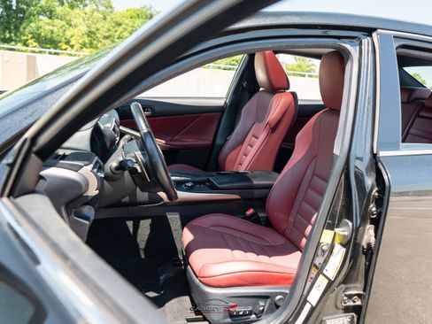 Used 2018 Lexus IS 300 F Sport w/ F Sport Package AWD/4WD image 16