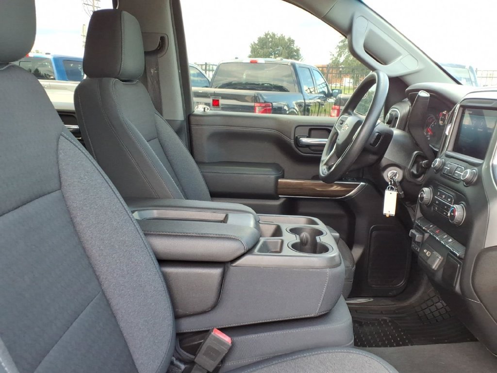 Used 2019 Chevrolet Silverado 1500 LT w/ Trailering Package AWD/4WD image 12