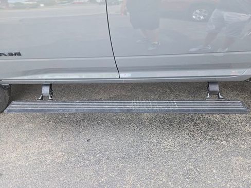 New 2026 RAM 3500 Laramie AWD/4WD image 20
