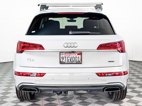 Certified 2025 Audi Q5 2.0T Premium Plus w/ Premium Plus Package image 11