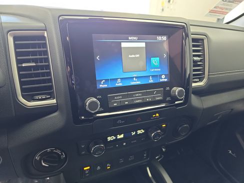 Certified 2023 Nissan Frontier SV w/ SV Premium Package image 19