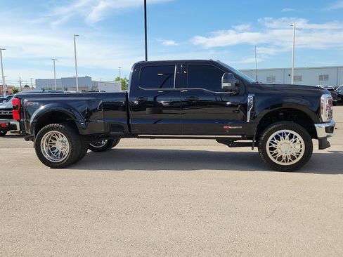 Used 2024 Ford F350 Lariat w/ Lariat Ultimate Package AWD/4WD image 5