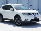 Used 2016 Nissan Rogue SL image 2