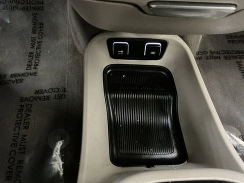 Used 2018 Chrysler Pacifica Touring-L Plus image 55