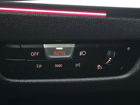 Used 2024 BMW 430i Convertible image 17