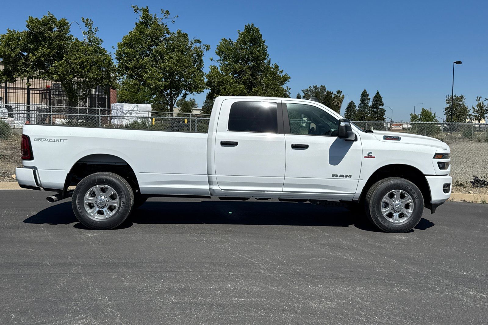 New 2026 RAM 3500 Big Horn AWD/4WD image 2