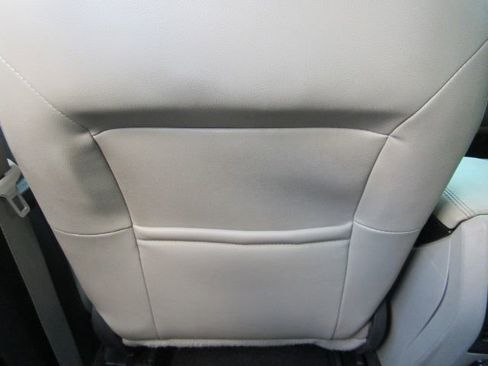 Used 2017 Ford C-MAX Titanium w/ Equipment Group 301A image 31