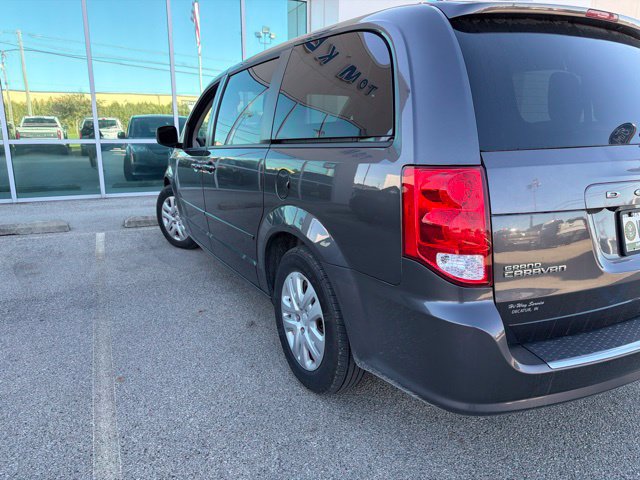 Used 2017 Dodge Grand Caravan SE w/ Power Window Group FWD image 2