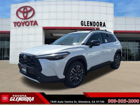 New 2026 Toyota Corolla Cross XLE w/ Convenience Package FWD image 5