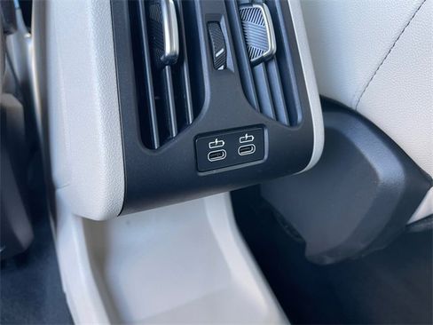 Used 2023 BMW X1 xDrive28i w/ Convenience Package image 20