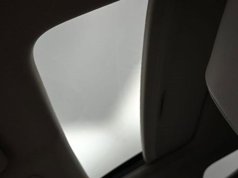 Used 2023 Honda CR-V EX-L image 18