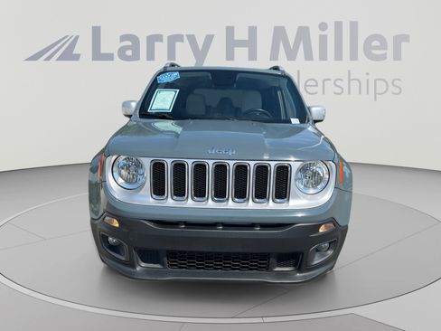 Used 2018 Jeep Renegade Limited AWD/4WD image 8