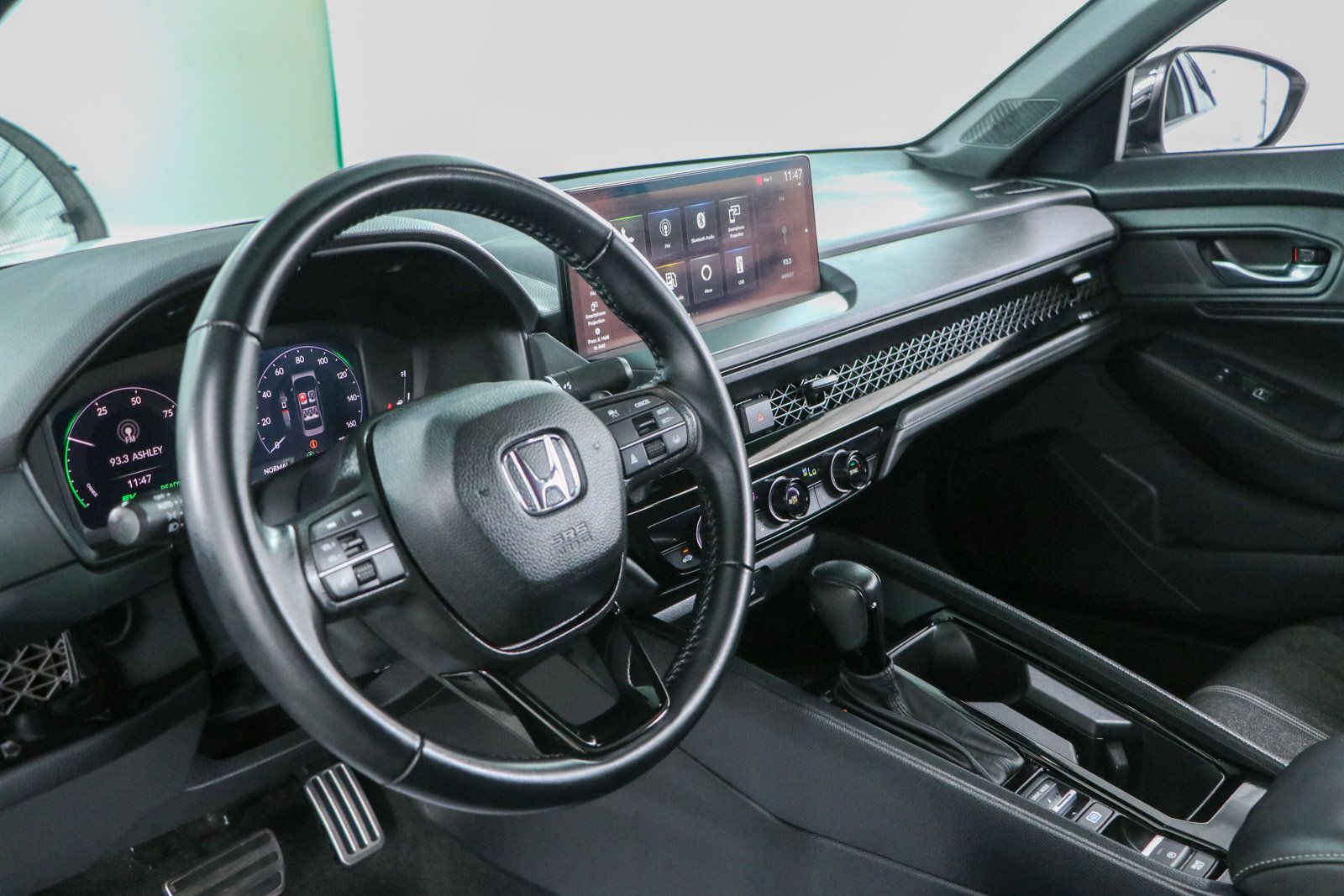 Used 2024 Honda Accord Sport image 23