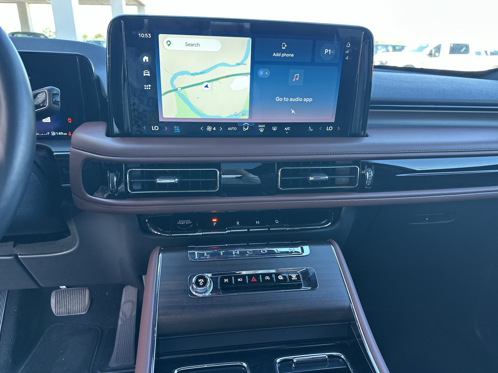 Used 2025 Lincoln Aviator Reserve w/ Jet Appearance Package AWD/4WD image 4