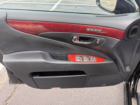 Used 2010 Lexus LS 460 L RWD image 18