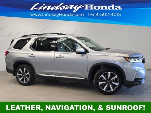 Used 2023 Honda Pilot Elite image 3