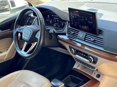 Used 2023 Audi Q5 2.0T Premium Plus AWD/4WD image 18