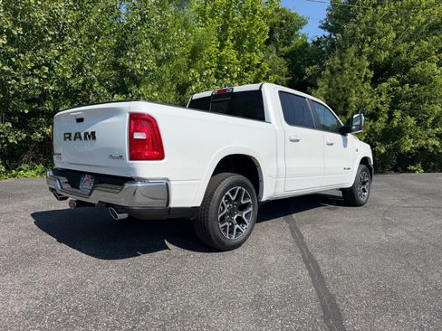 New 2026 RAM 1500 Laramie w/ Trailer Tow Group AWD/4WD image 22