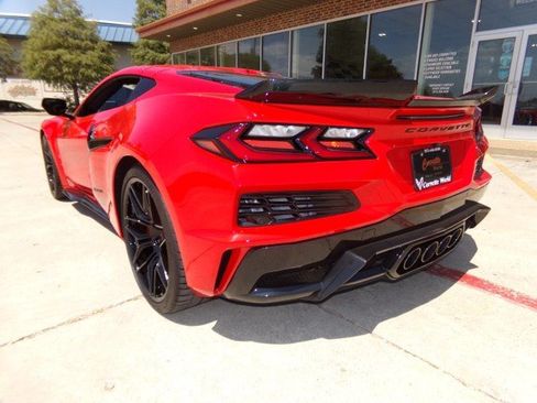 Used 2025 Chevrolet Corvette Z06 w/ Battery Protection Package RWD image 10