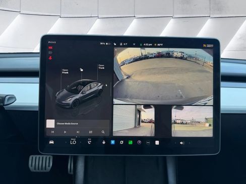 Used 2022 Tesla Model 3 Performance image 16