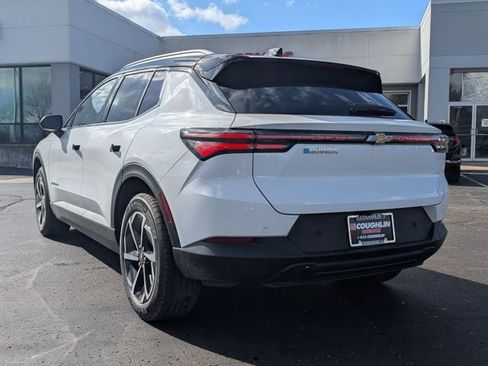 New 2026 Chevrolet Equinox EV LT image 5