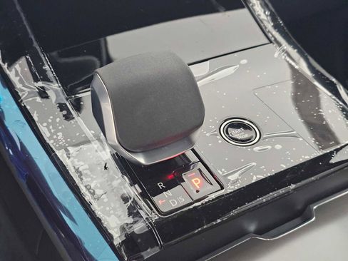 New 2026 Land Rover Range Rover Sport SE image 30