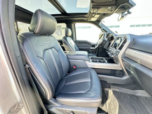 Used 2022 Ford F350 Platinum AWD/4WD image 29