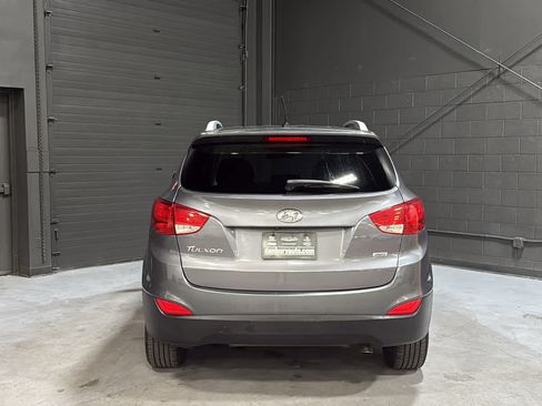 Used 2015 Hyundai Tucson SE AWD/4WD image 5