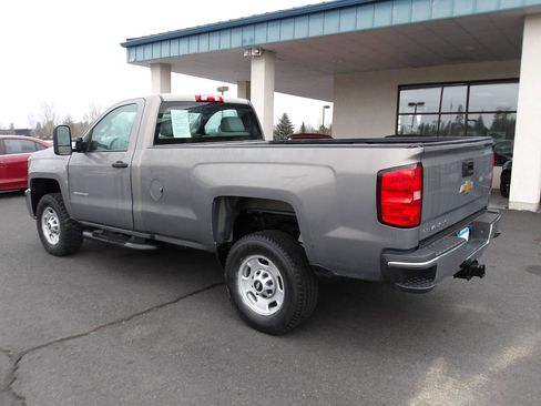 Used 2017 Chevrolet Silverado 2500 W/T AWD/4WD image 3