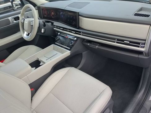 Used 2026 Hyundai Santa Fe SEL FWD image 14