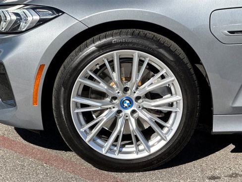 Used 2023 BMW 330e 330e iPerformance w/ Driving Assistance Package image 31