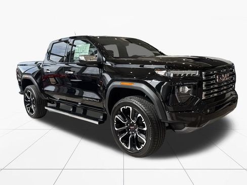 New 2026 GMC Canyon Denali AWD/4WD image 7