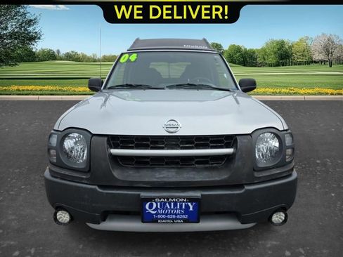 Used 2004 Nissan Xterra XE AWD/4WD image 2