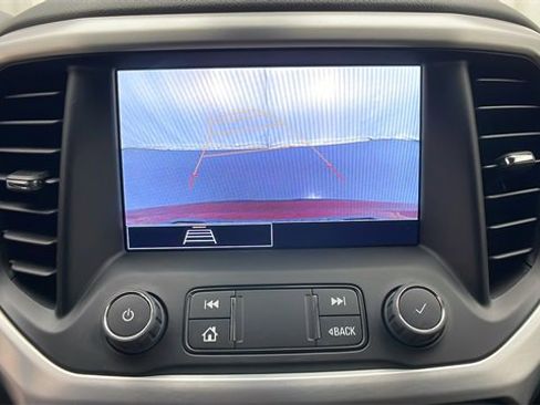 Certified 2023 GMC Acadia SLE w/ Driver Convenience Package image 24