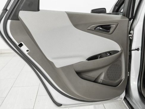 Used 2016 Chevrolet Malibu LT image 43