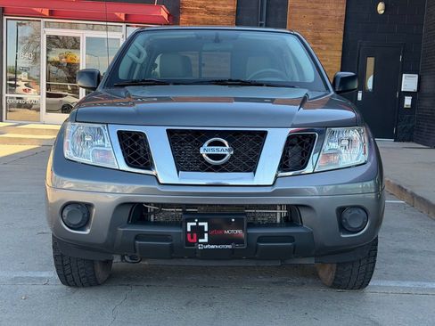 Used 2019 Nissan Frontier SV AWD/4WD image 7