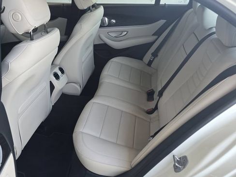 Used 2018 Mercedes-Benz E 300 image 17