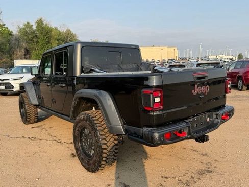 Used 2021 Jeep Gladiator Rubicon AWD/4WD image 3