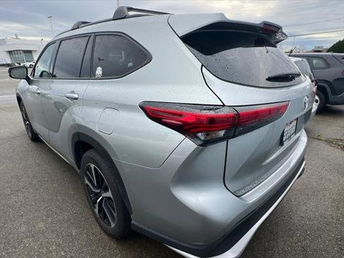 Certified 2022 Toyota Highlander XSE image 4