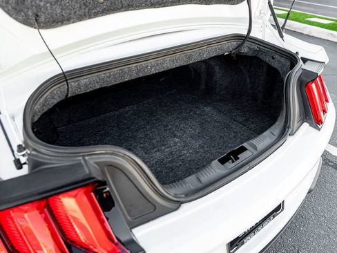 Used 2019 Ford Mustang Premium RWD image 27