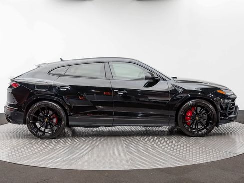 Used 2022 Lamborghini Urus image 60