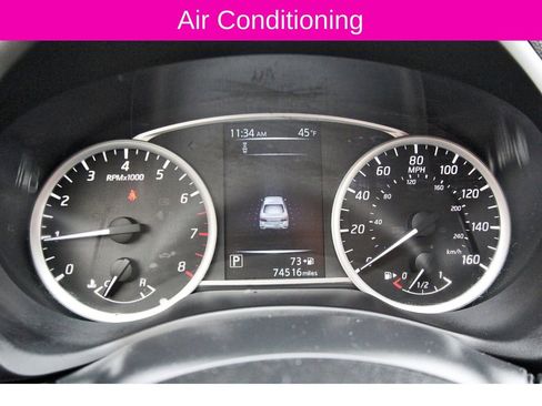 Used 2018 Nissan Sentra SV image 11