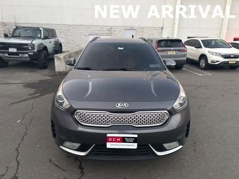 Used 2018 Kia Niro EX w/ EX Touring Graphite Edition image 7