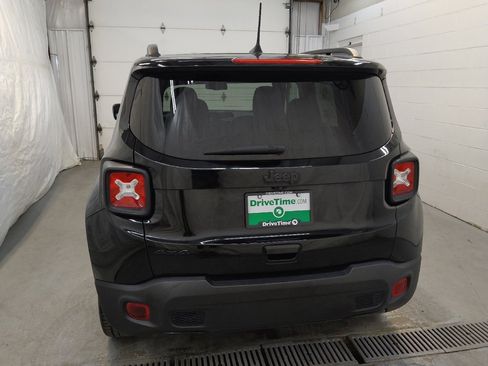 Used 2022 Jeep Renegade Altitude w/ Convenience Group image 6